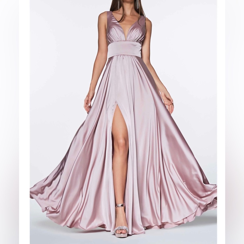 Mauve satin dress with POCKETS and slit